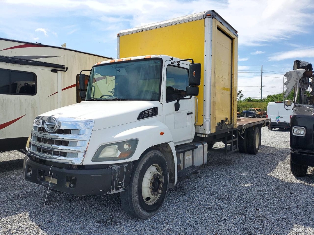 Vista de 2020 HINO HINO 338, ángulo 1