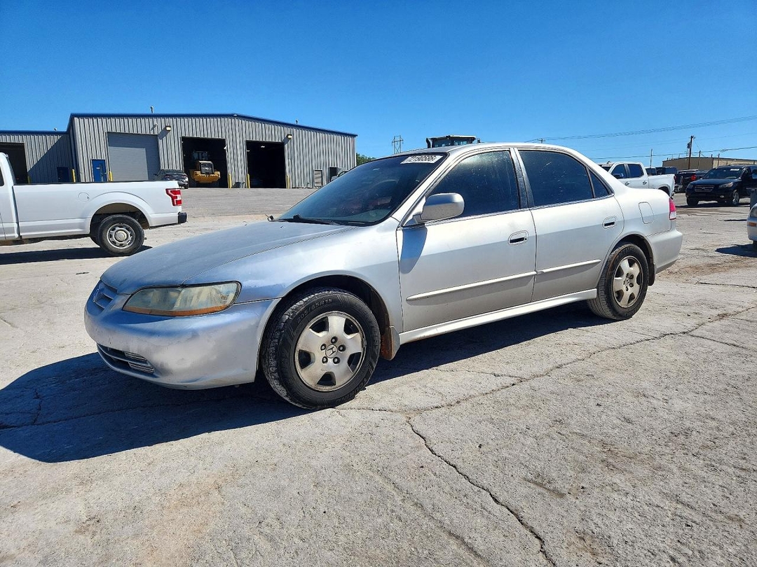 Vue de 2001 HONDA ACCORD EX, angle 1