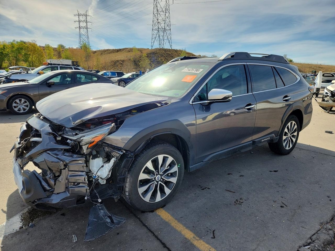 Vista de 2023 SUBARU OUTBACK TOURING, ángulo 1