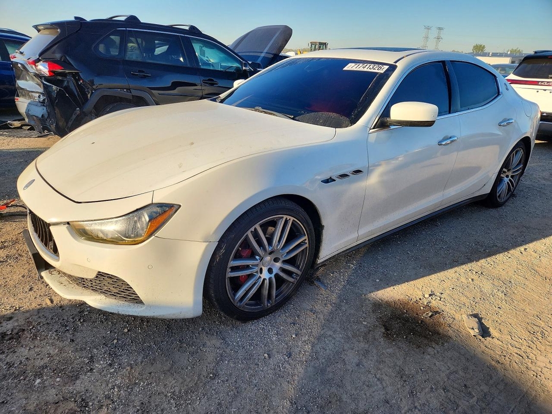 Вид 2015 MASERATI GHIBLI S, угол 1
