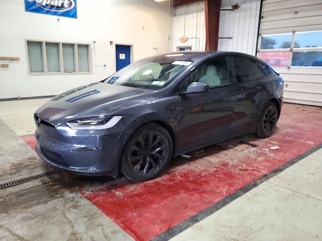 Vue de 2022 TESLA MODEL X, angle 1