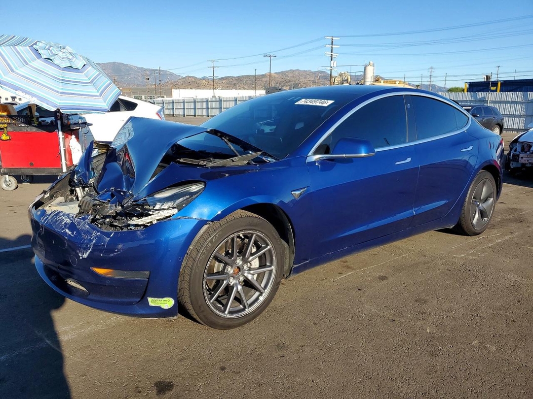 2019 TESLA MODEL 3 view, angle 1