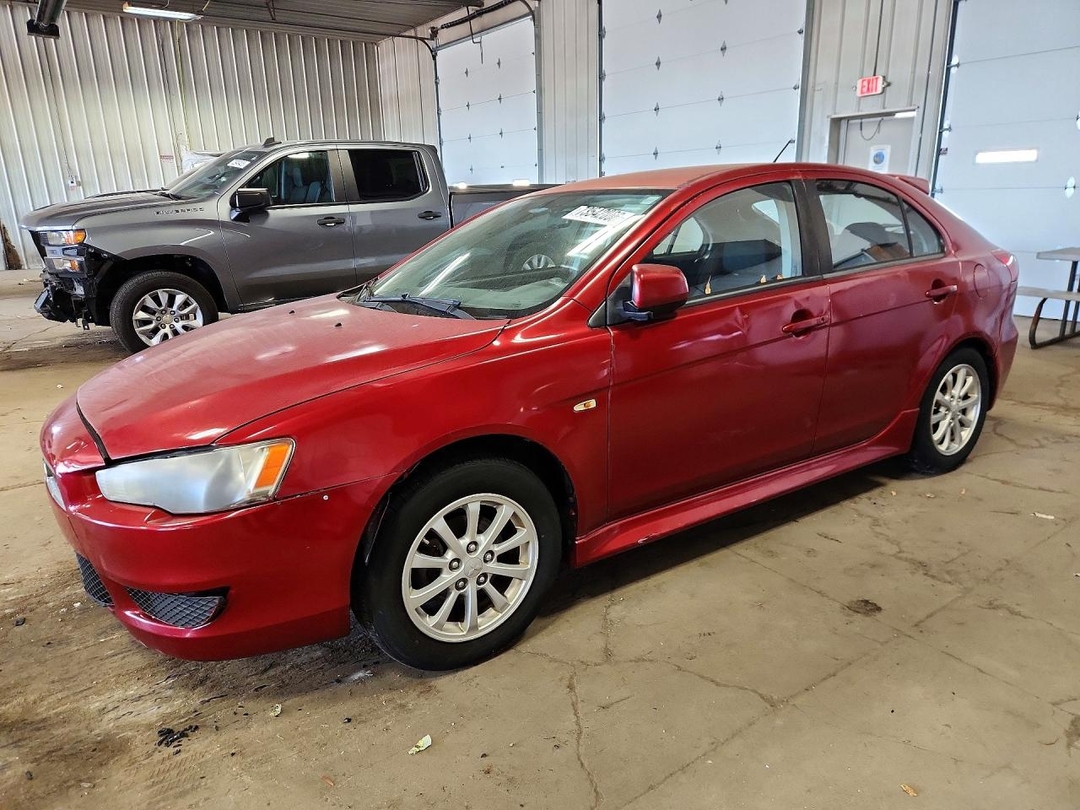Vue de 2012 MITSUBISHI LANCER ES/ES SPORT, angle 1