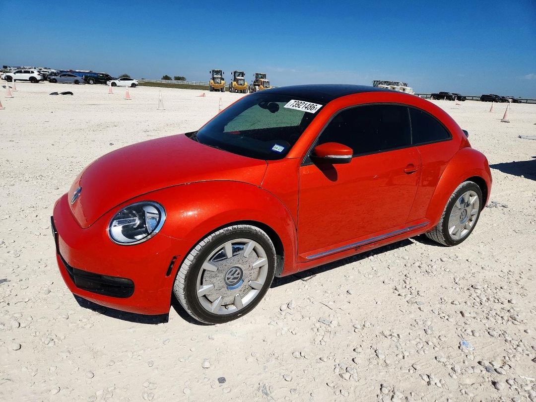 منظر 2016 VOLKSWAGEN BEETLE SE، زاوية 1