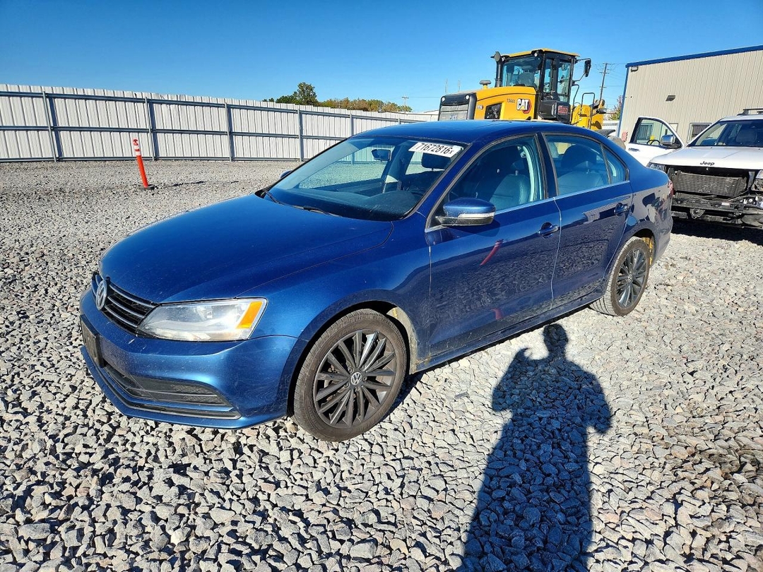 Vue de 2015 VOLKSWAGEN JETTA SE, angle 1