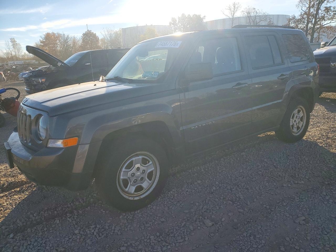 Вид 2016 JEEP PATRIOT SPORT, угол 1
