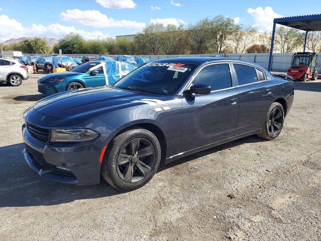 منظر 2018 DODGE CHARGER SXT PLUS، زاوية 1