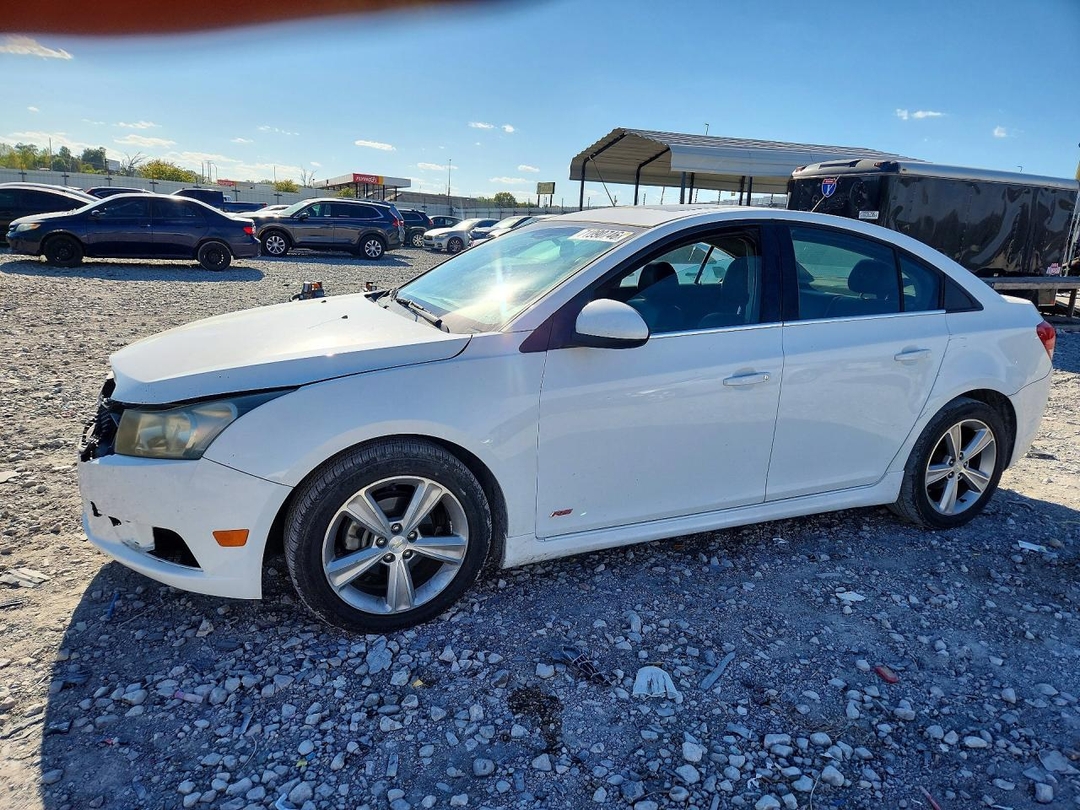 Vista de 2014 CHEVROLET CRUZE LT, ángulo 1