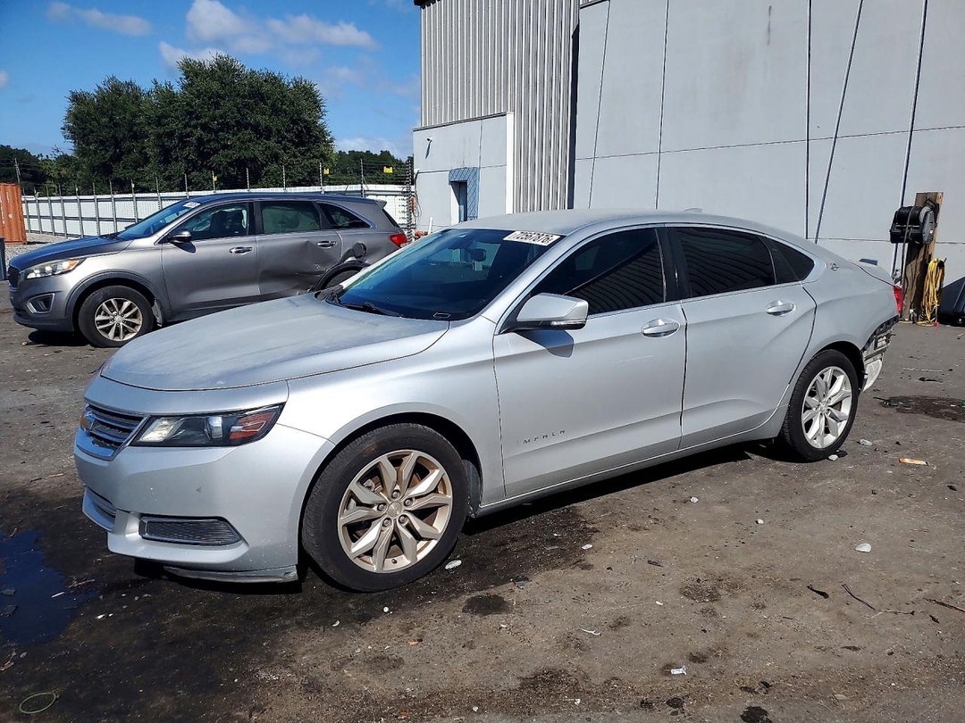 Vue de 2017 CHEVROLET IMPALA LT, angle 1