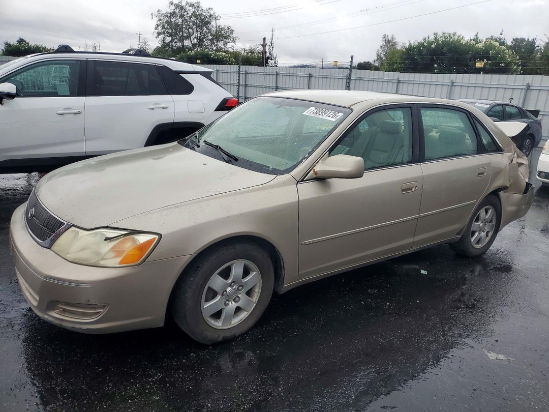 Вид 2000 TOYOTA AVALON XL, угол 1