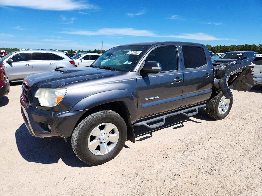 Vue de 2013 TOYOTA TACOMA DOUBLE CAB PRERUNNER, angle 1