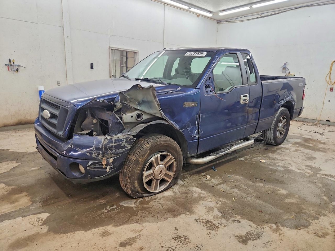 Вид 2008 FORD F150, угол 1