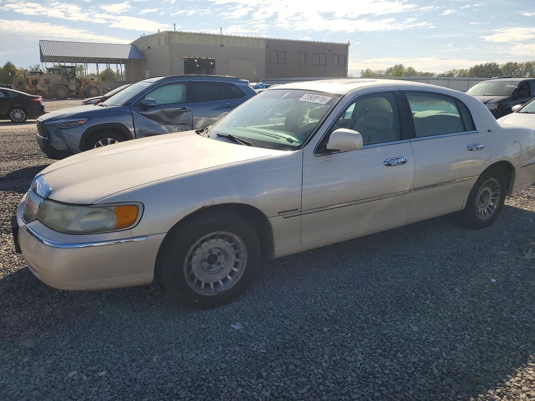 منظر 1998 LINCOLN TOWN CAR CARTIER، زاوية 1