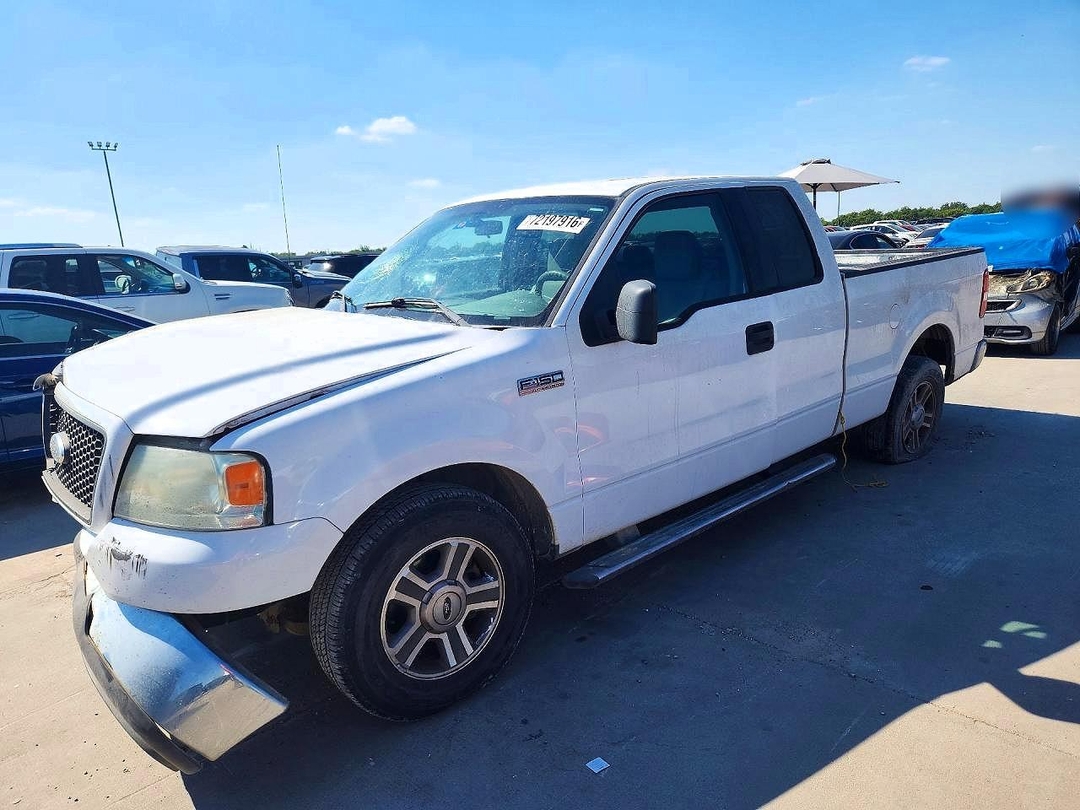 Вид 2006 FORD F150, угол 1
