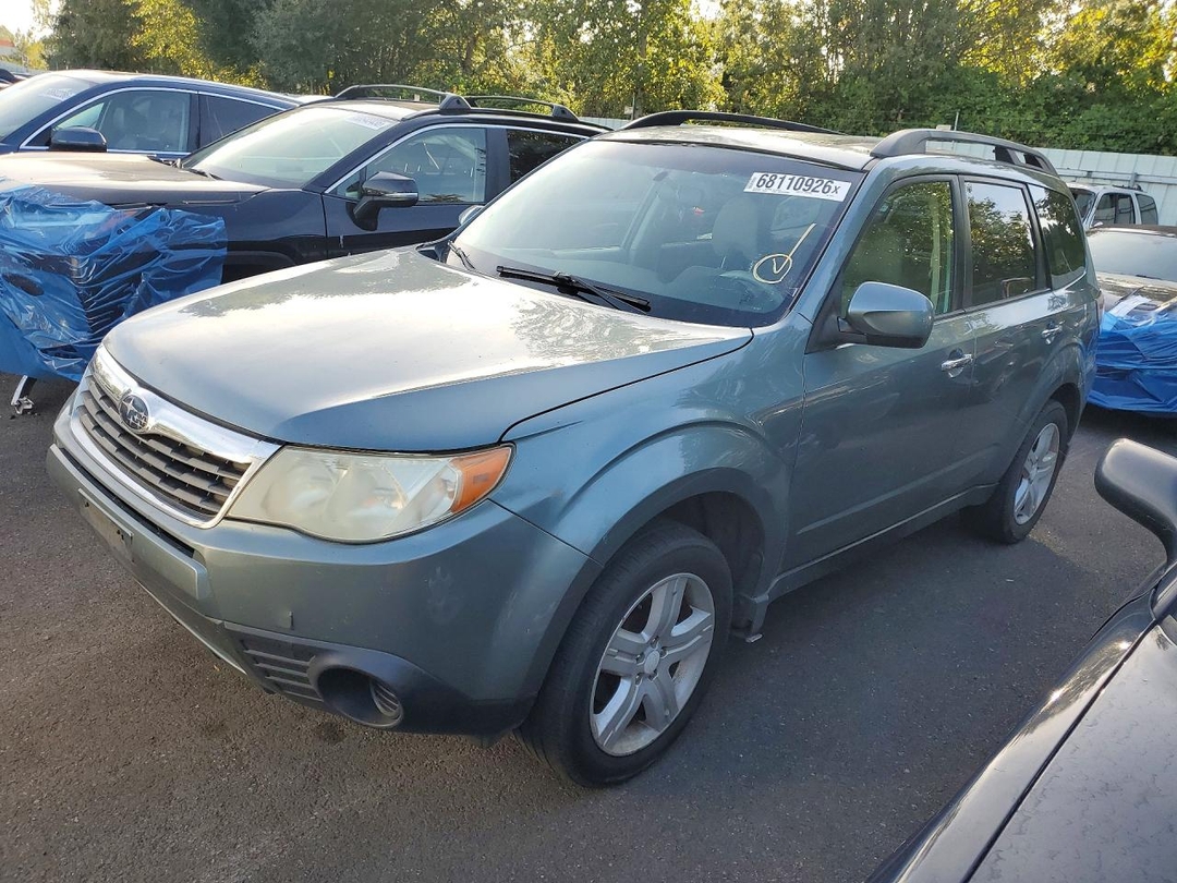 Вид 2010 SUBARU FORESTER 2.5X PREMIUM, угол 1