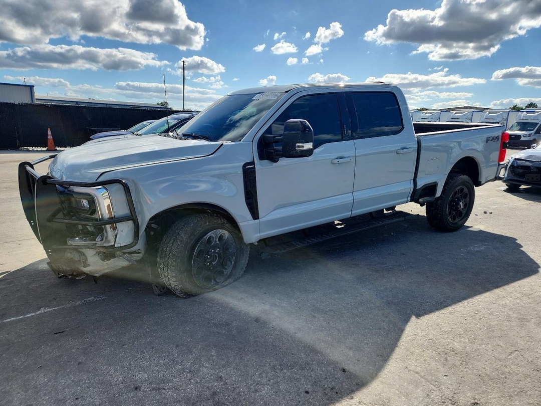Vue de 2026 FORD F250 SUPER DUTY, angle 1
