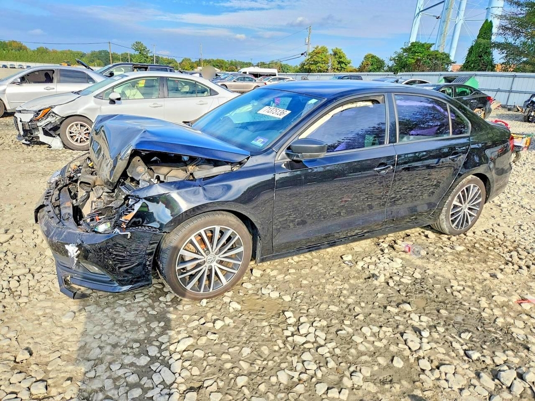 Vedere 2017 VOLKSWAGEN JETTA SPORT, unghi 1