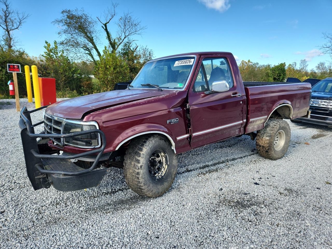 Вид 1996 FORD F150, угол 1