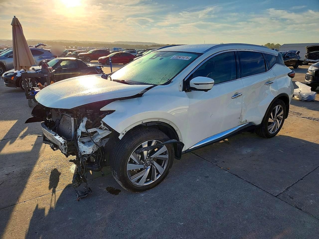 Vue de 2020 NISSAN MURANO SL, angle 1