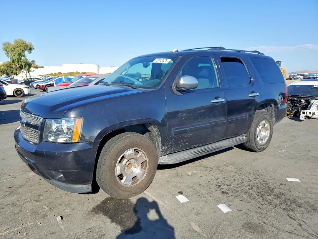 Vista de 2011 CHEVROLET TAHOE C1500 LS, ángulo 1