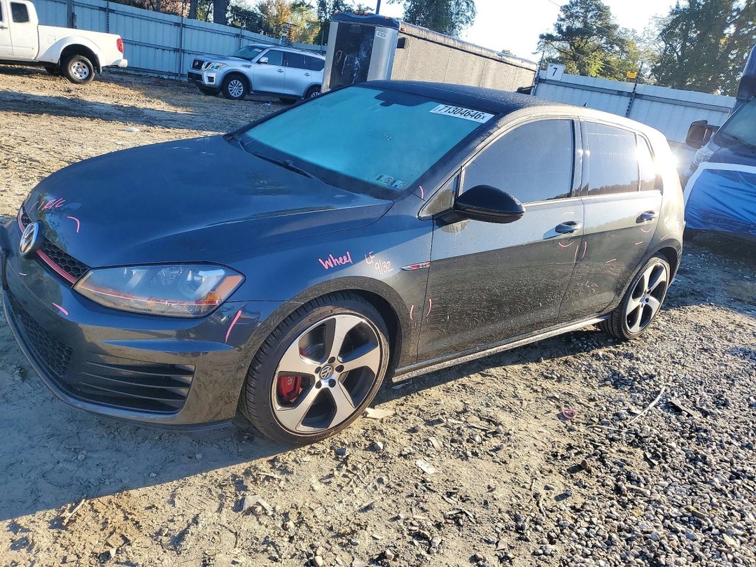 Вид 2017 VOLKSWAGEN GTI SPORT, угол 1