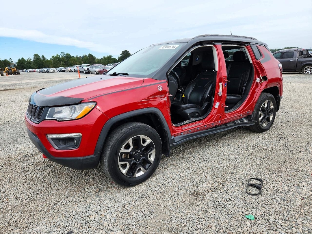 Вид 2018 JEEP COMPASS TRAILHAWK, угол 1