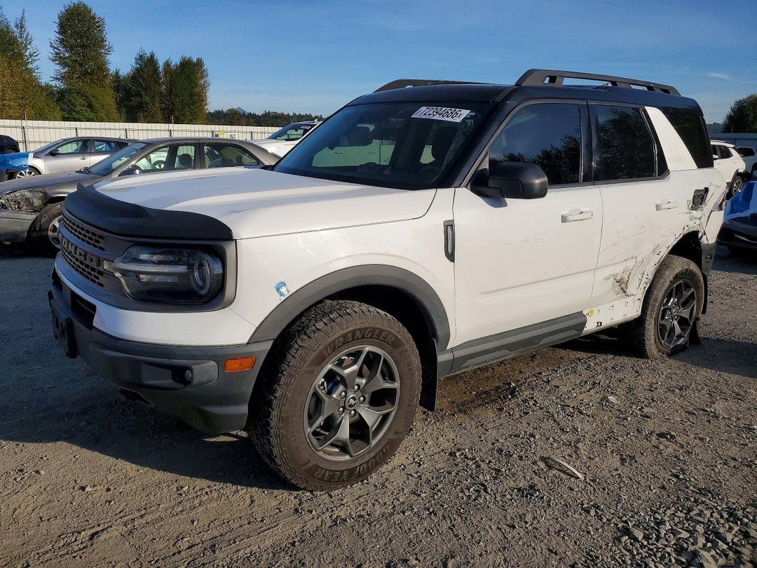 Вид 2021 FORD BRONCO SPORT BADLANDS, угол 1