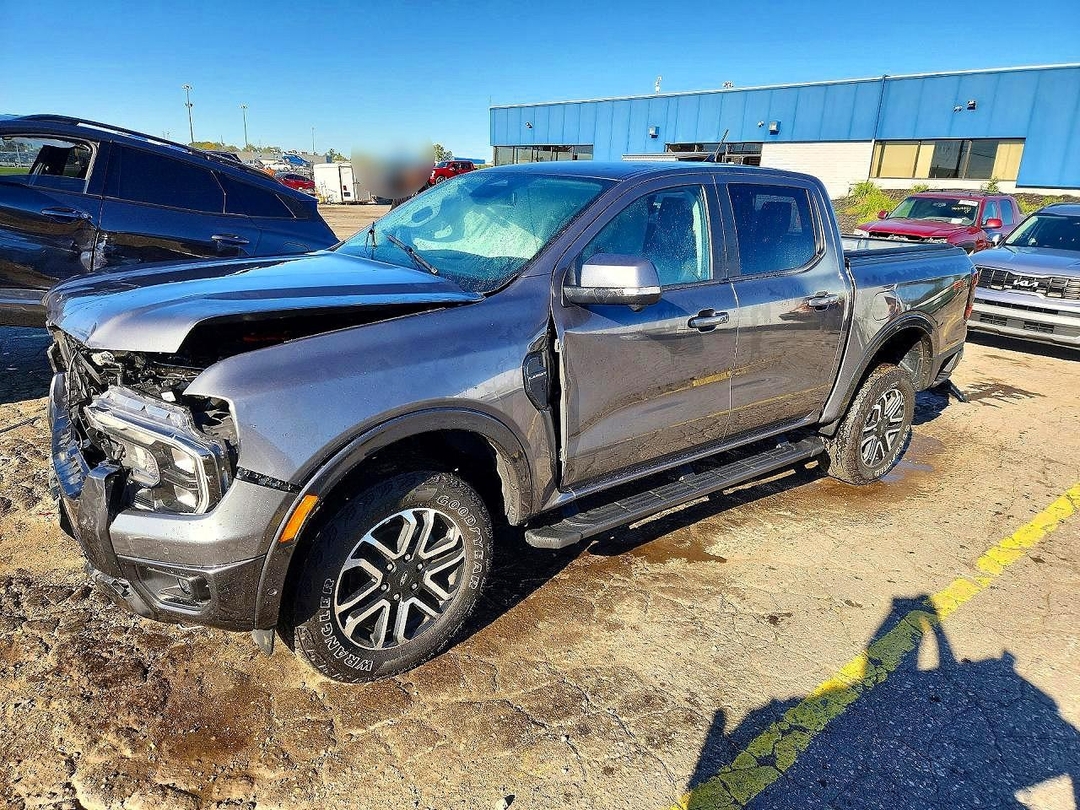 Vista de 2024 FORD RANGER LARIAT, ángulo 1