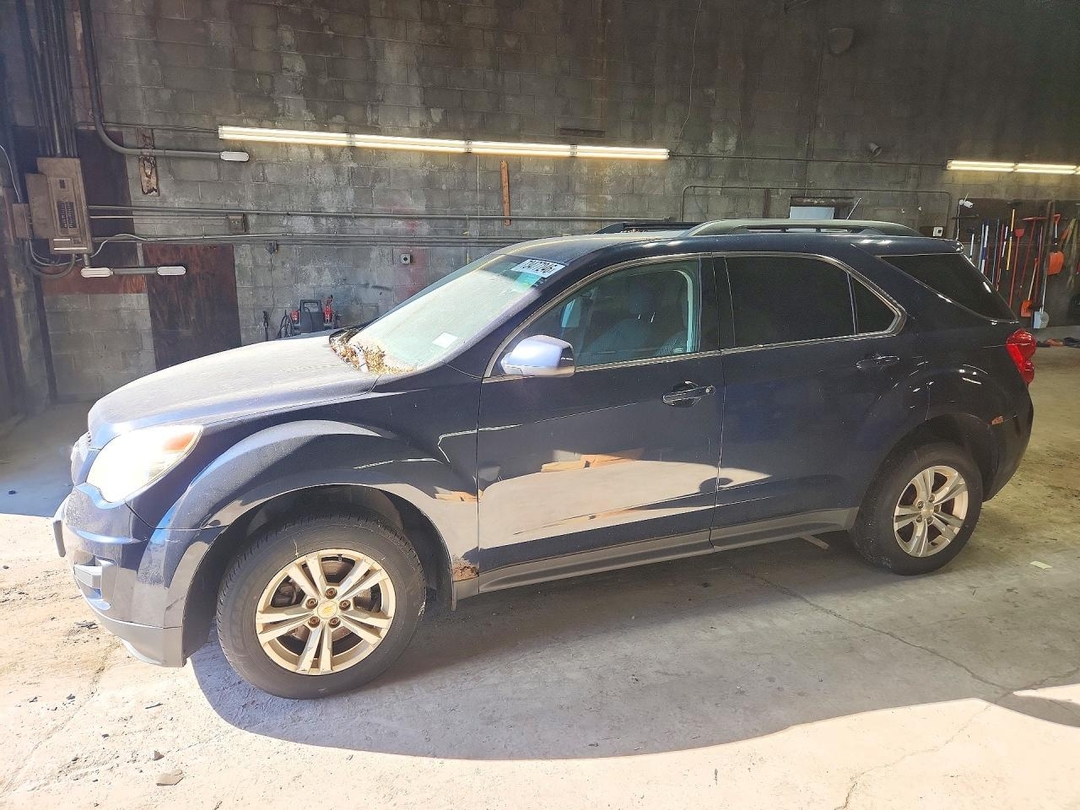 Вид 2015 CHEVROLET EQUINOX LT, угол 1