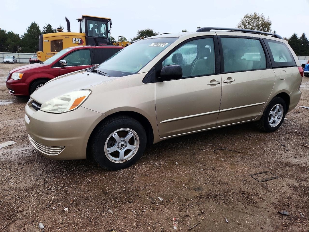 منظر 2005 TOYOTA SIENNA CE 7 PASSENGER، زاوية 1