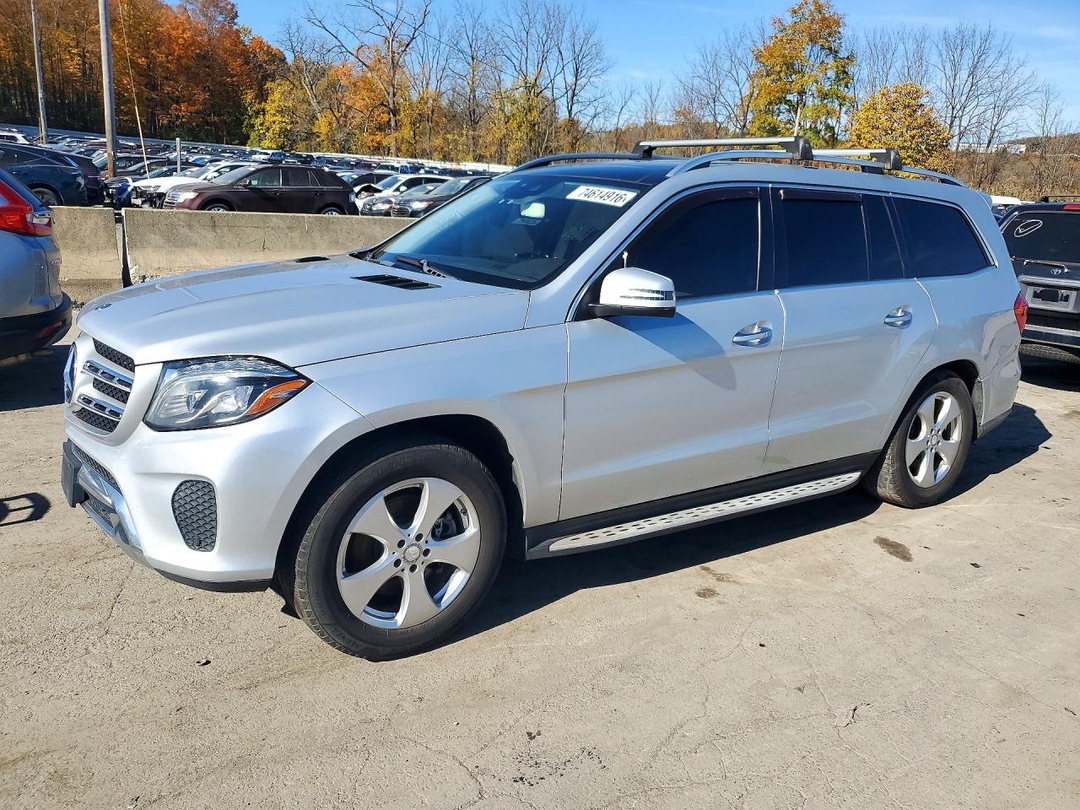 Vue de 2017 MERCEDES-BENZ GLS 450 4MATIC, angle 1