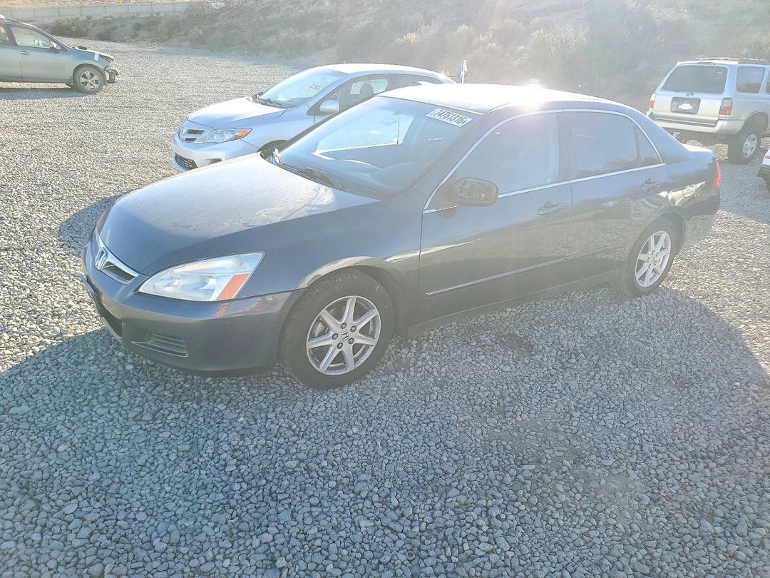 Вид 2007 HONDA ACCORD LX, угол 1
