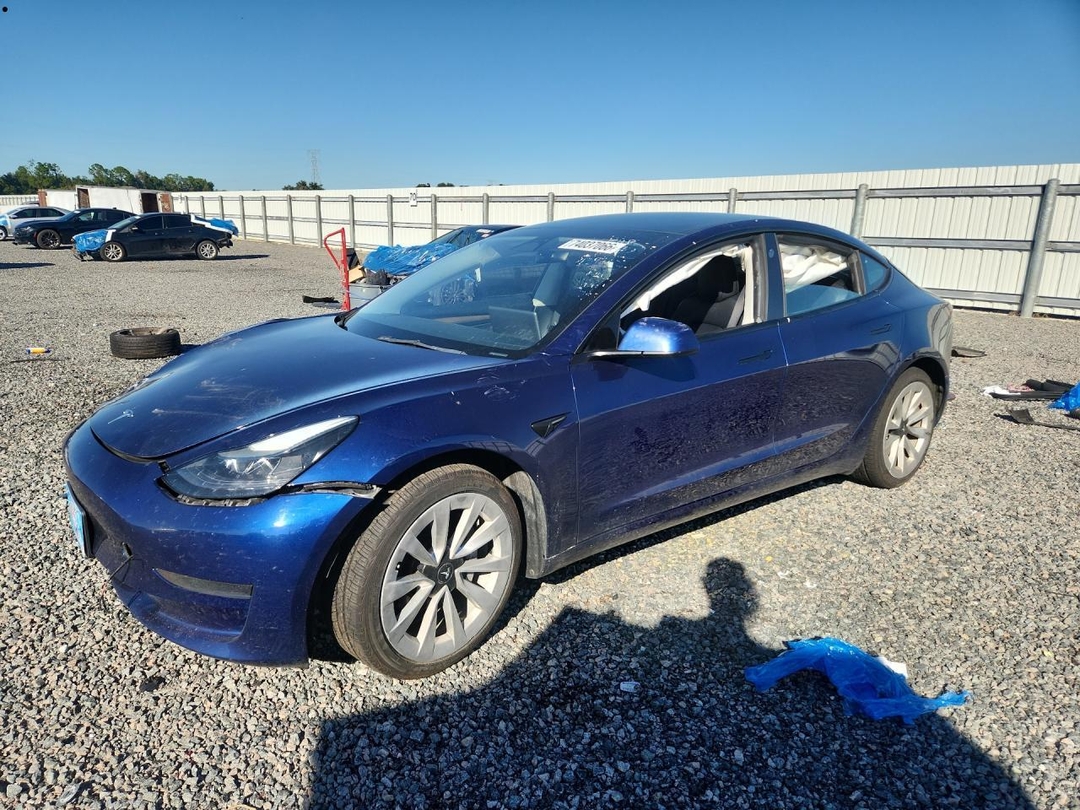 Vista de 2023 TESLA MODEL 3, ángulo 1