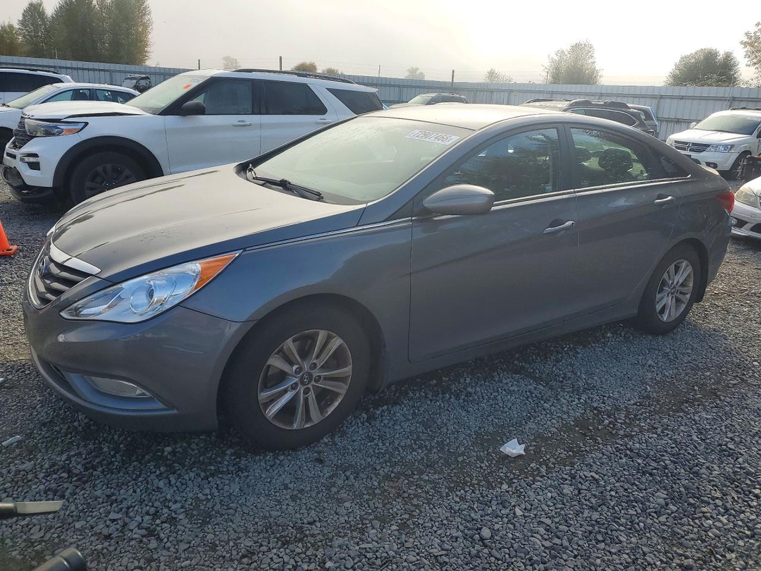 Вид 2013 HYUNDAI SONATA GLS, угол 1