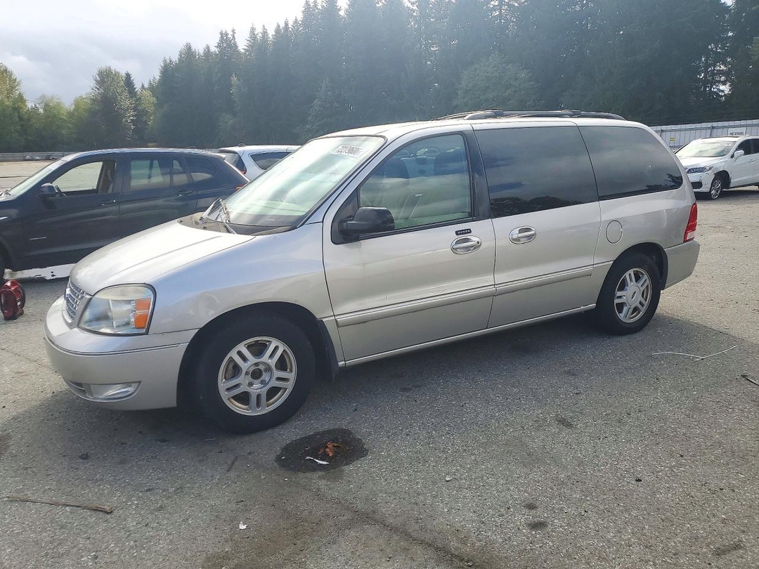 Вид 2005 FORD FREESTAR SEL, угол 1