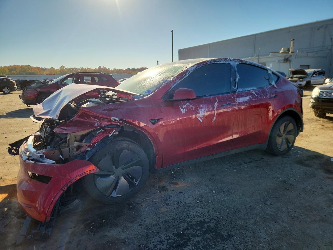 Vista de 2026 TESLA MODEL Y, ángulo 1