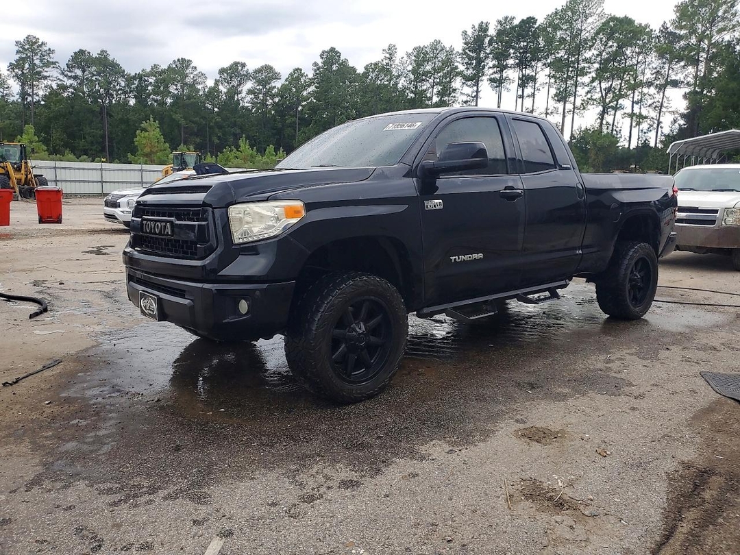 Вид 2017 TOYOTA TUNDRA DOUBLE CAB LIMITED, угол 1