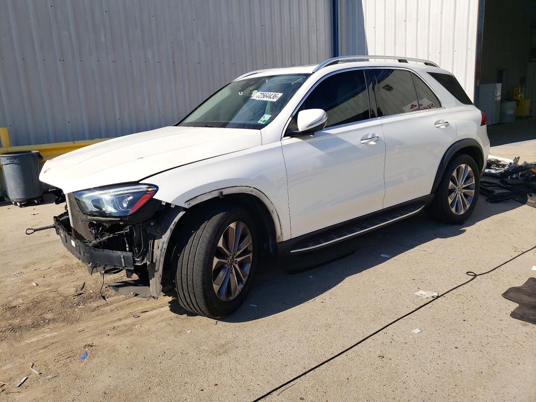 Vue de 2020 MERCEDES-BENZ GLE 350, angle 1