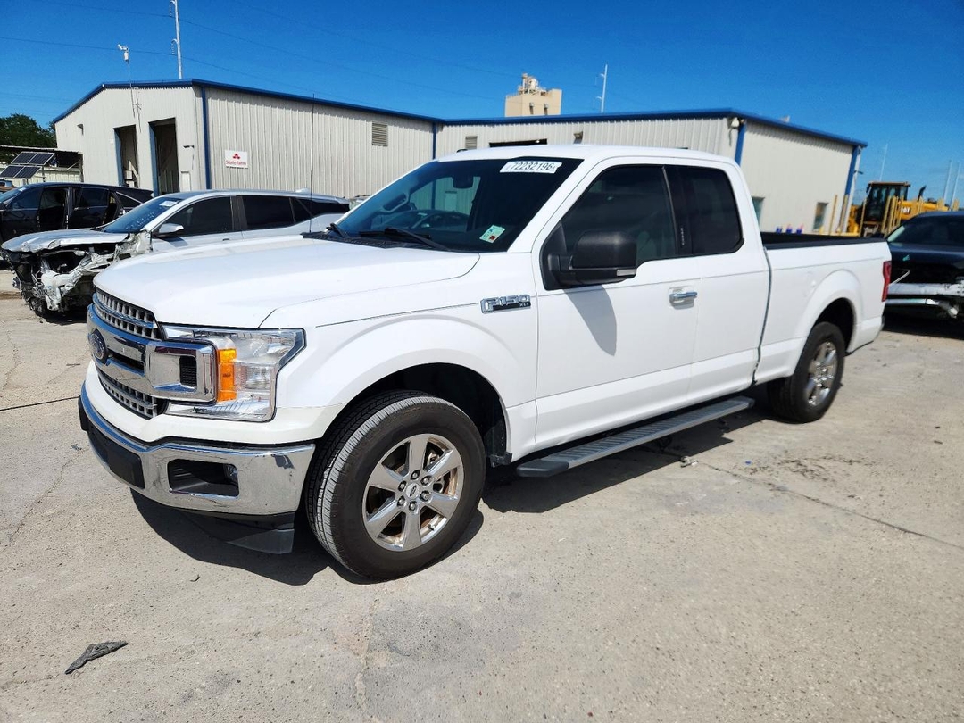Vista de 2018 FORD F150 SUPER CAB, ángulo 1