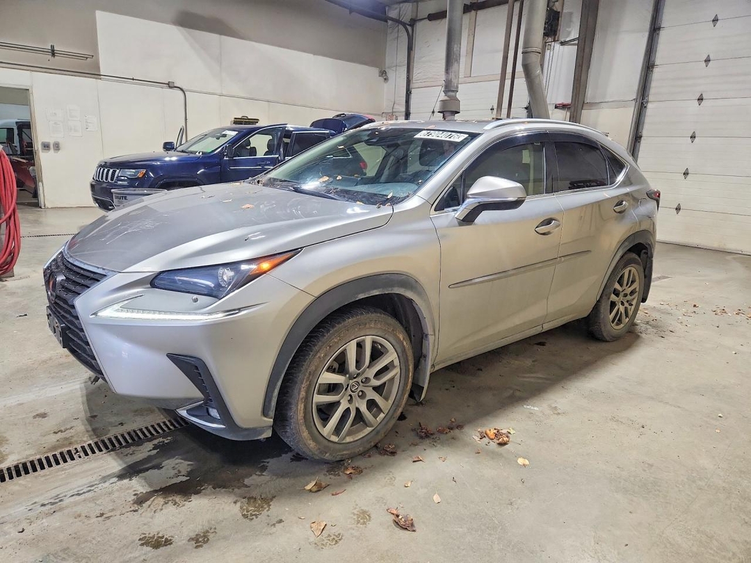 منظر 2021 LEXUS NX 300 BASE، زاوية 1