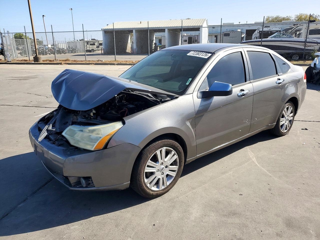 منظر 2010 FORD FOCUS SEL، زاوية 1