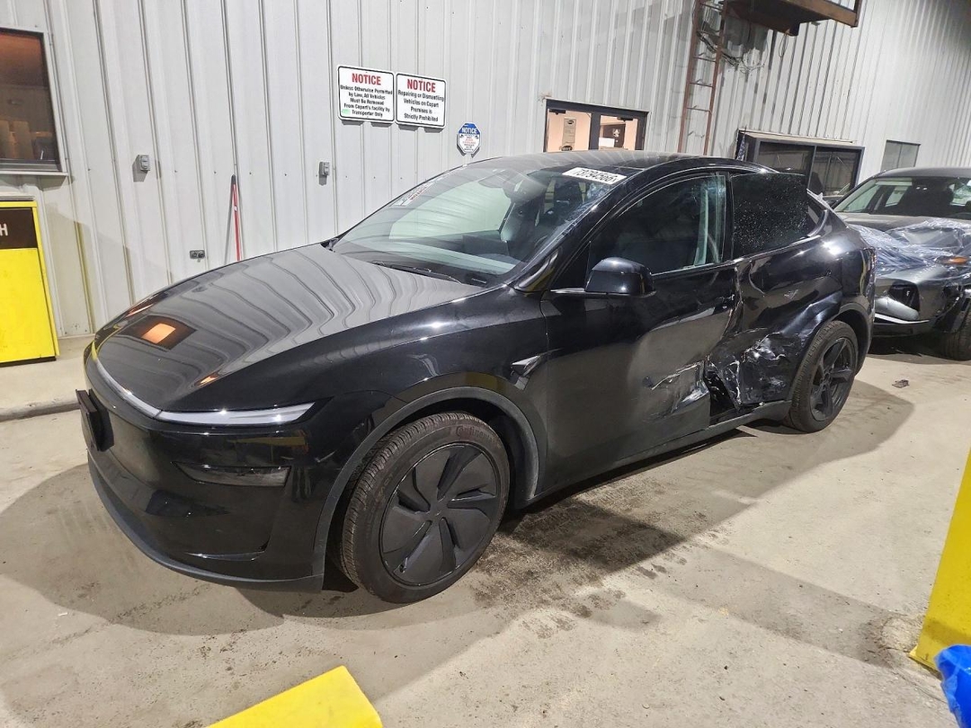 Vista de 2026 TESLA MODEL Y, ángulo 1