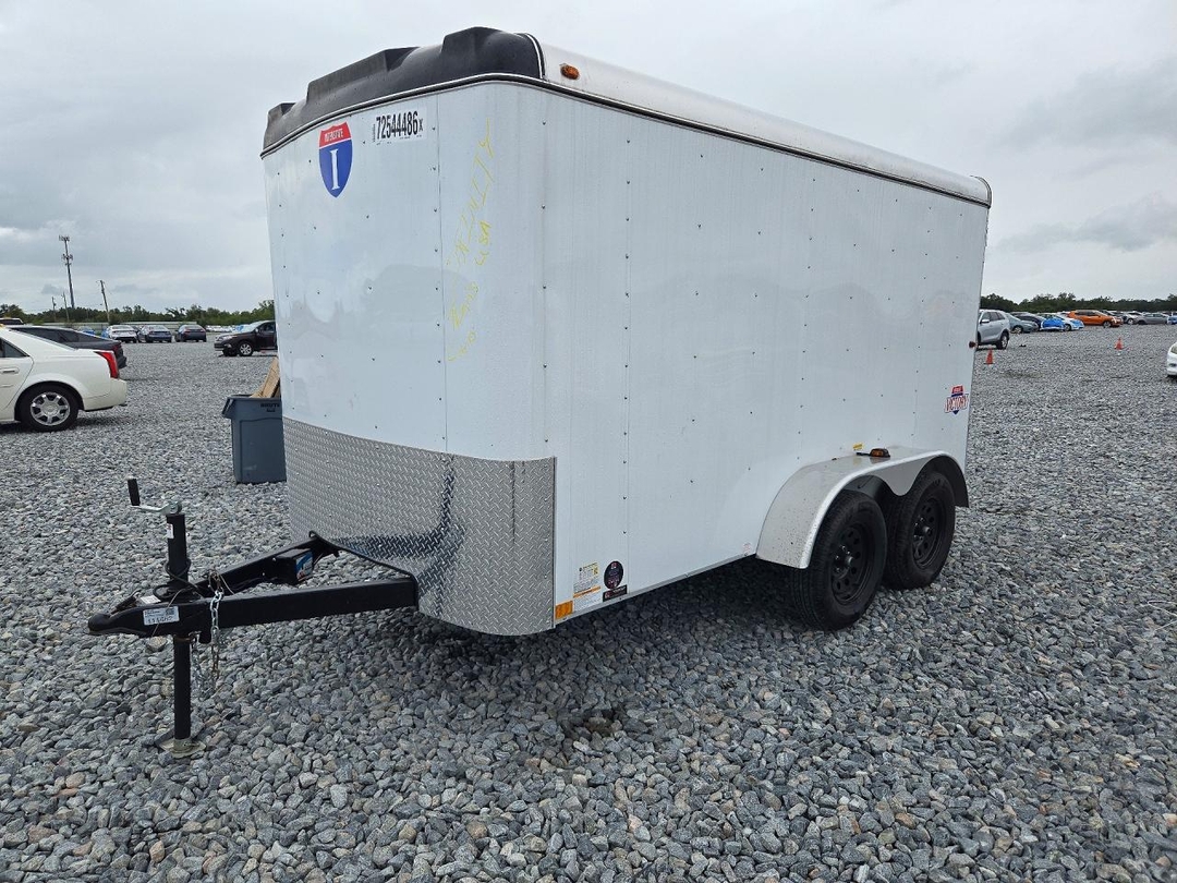 Vue de 2026 INTERSTATE VICT612TA2 ENCLOSED CARGO TRAILER, angle 1