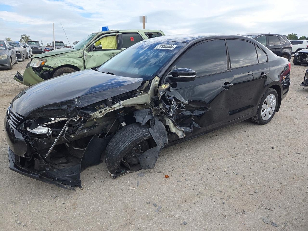 Vue de 2012 VOLKSWAGEN JETTA SE, angle 1