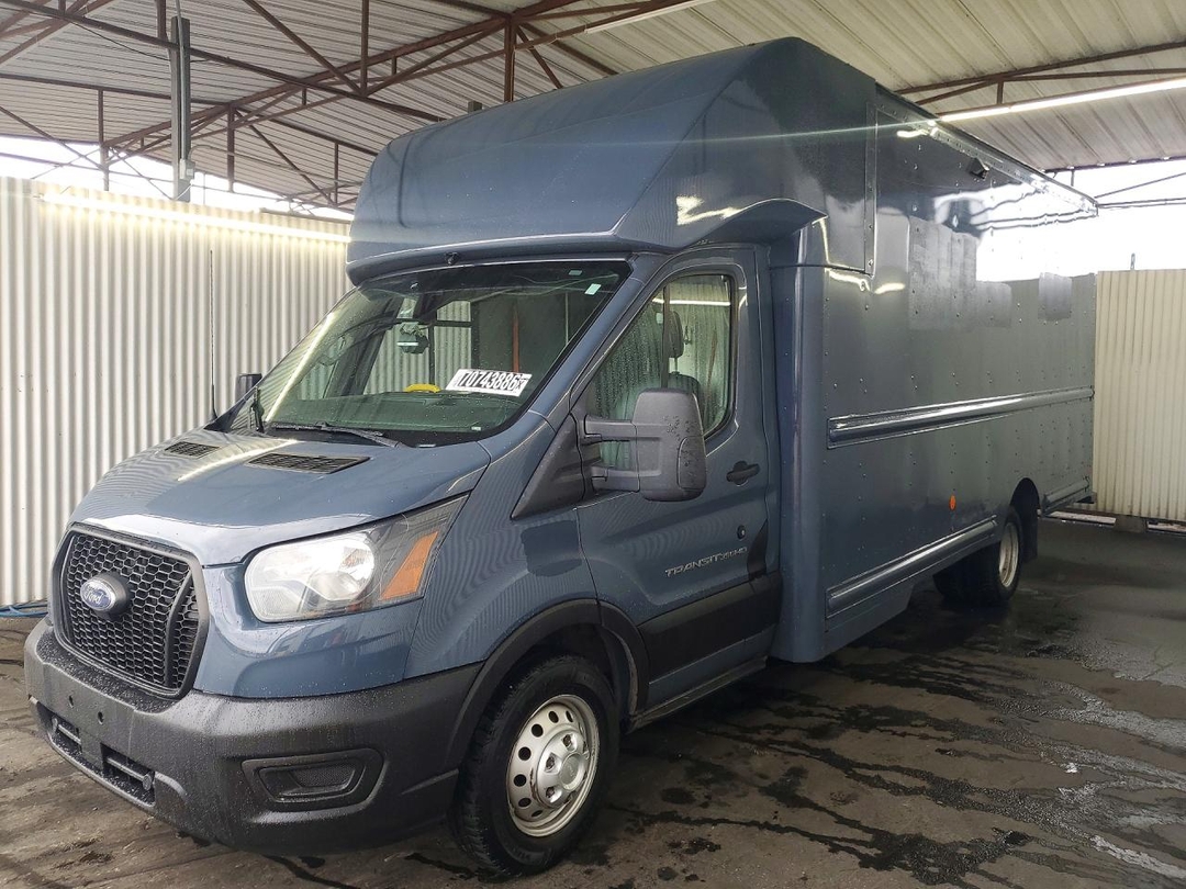منظر 2021 FORD TRANSIT T-350 HD DELIVERY TRUCK، زاوية 1