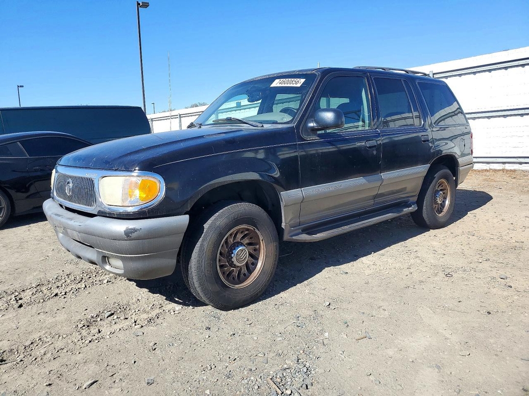 Vue de 2000 MERCURY MOUNTAINEER, angle 1