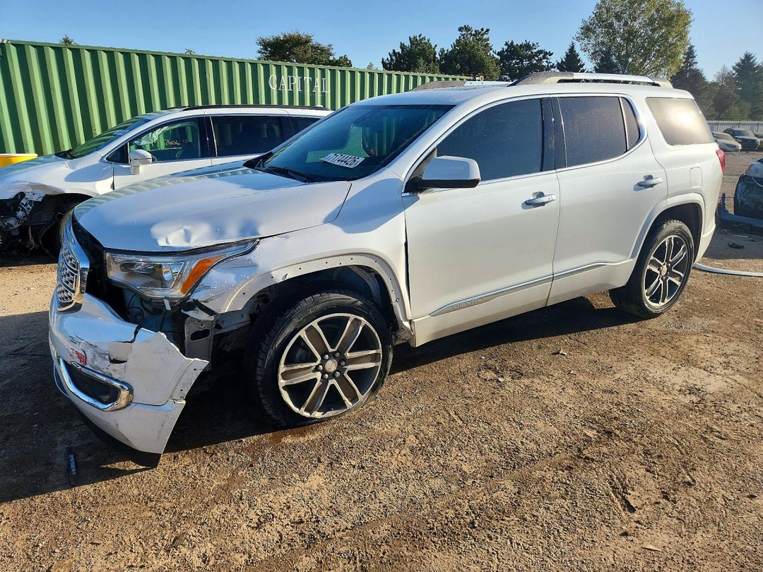 منظر 2018 GMC ACADIA DENALI، زاوية 1
