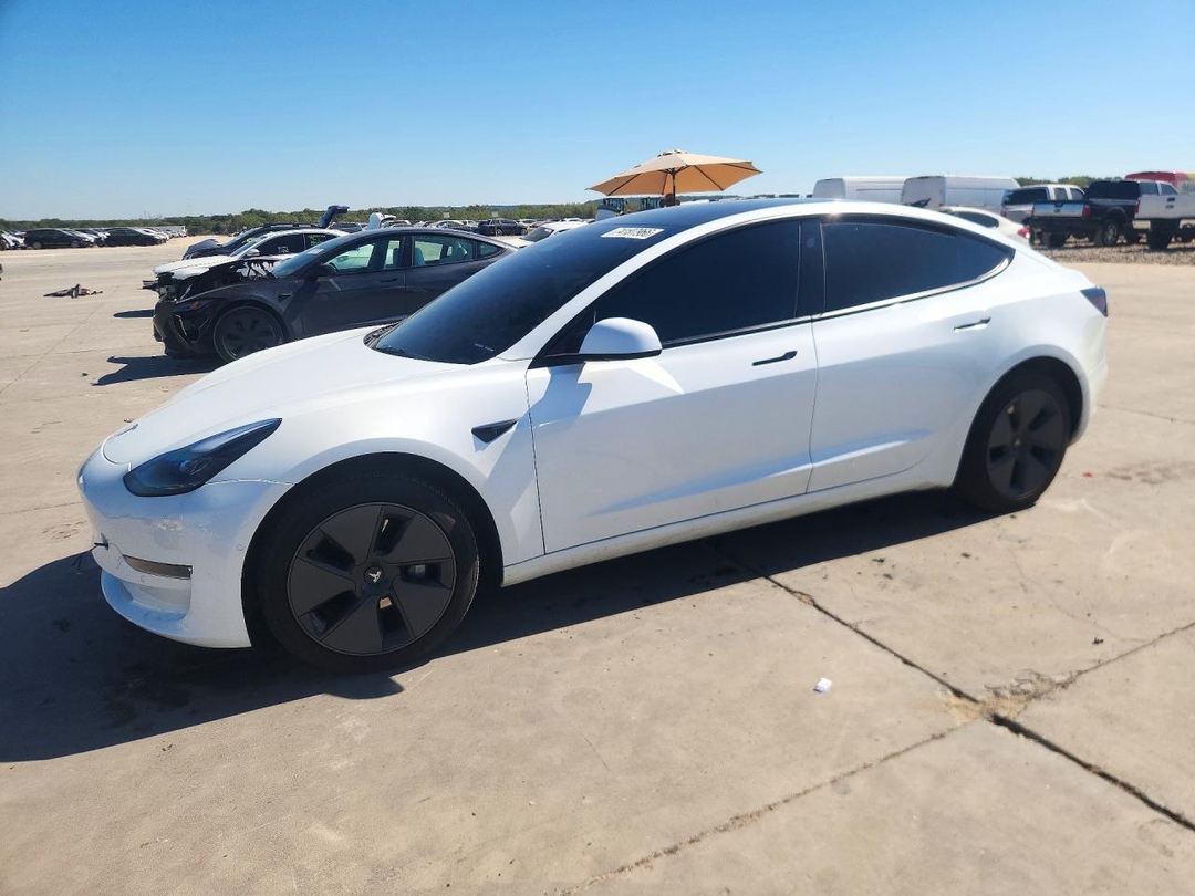 منظر 2022 TESLA MODEL 3، زاوية 1