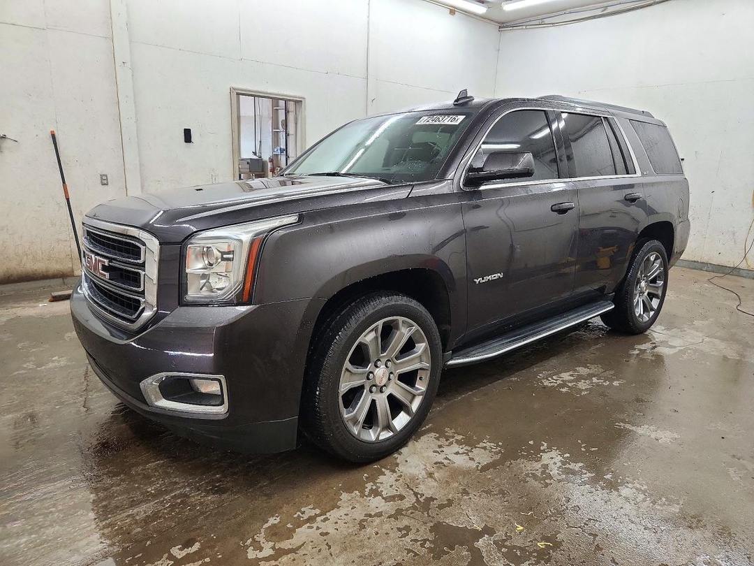منظر 2016 GMC YUKON SLT، زاوية 1
