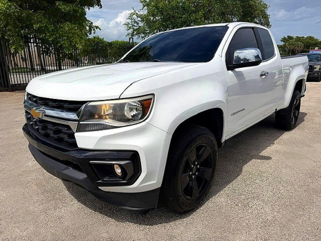 منظر 2021 CHEVROLET COLORADO LT، زاوية 1